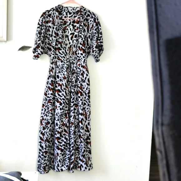 Animal Print Swimsuit Cover-up/Cardigan - Picture 2 of 7